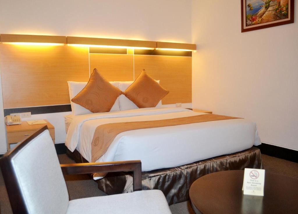 Big 8 Corporate Hotel Tagum Værelse billede