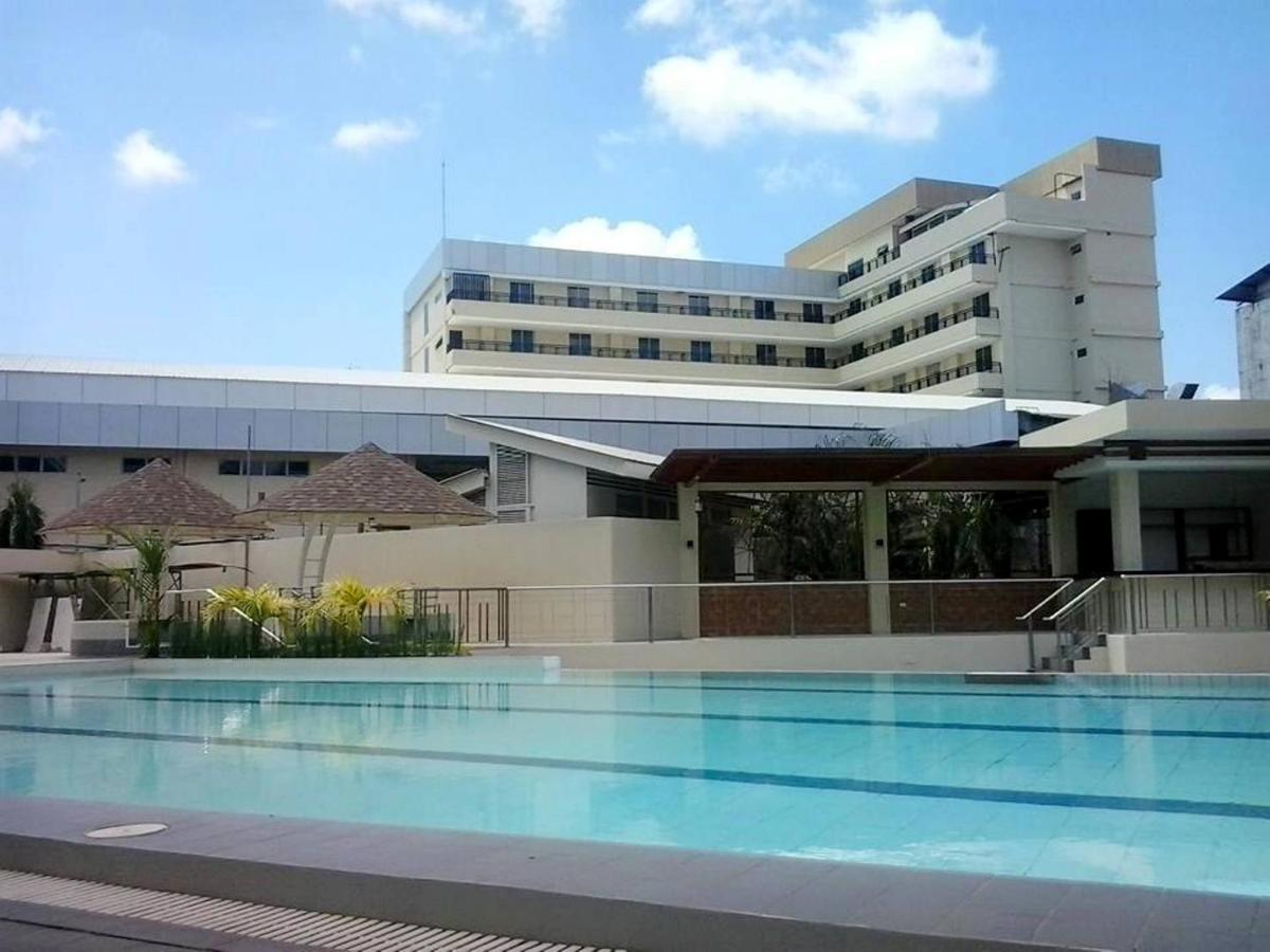 Big 8 Corporate Hotel Tagum Eksteriør billede